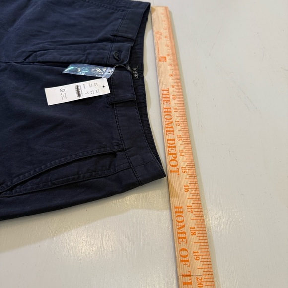 J. Crew 4" heritage chino short Size 8 - Picture 7 of 10